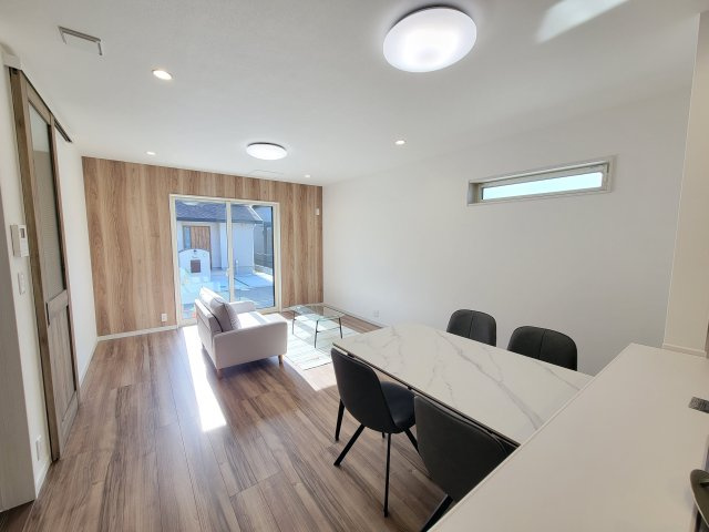 山崎北NTⅢ・新築戸建の居間・リビング