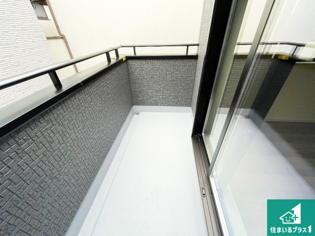 枚方市池之宮　新築一戸建てのバルコニー|日当たりのよいバルコニー！お部屋が開放的に！