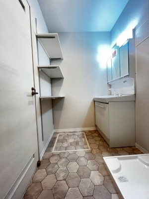 【洗面所】 | シェモア茨木市郡山二丁目