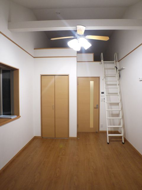シャンブル日吉の寝室