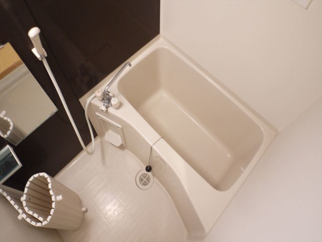 シャンブル日吉の浴室