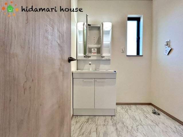 北区吉野町2丁目192番11　新築戸建　ハートフルタウンAの独立洗面台