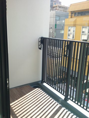 大阪市中央区安堂寺町１丁目の賃貸マンションのバルコニー