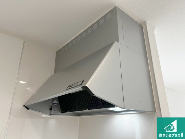 和歌山市布施屋　第5期　新築一戸建ての設備|汚れにくいスロットフィルタでお手入れラクラク！ＬＥＤ照明付き！