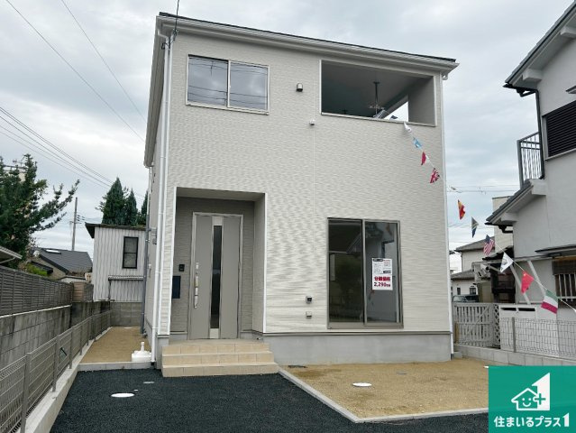 和歌山市布施屋　第5期　新築一戸建ての外観|安心の10年保証！外観を美しく保ち、雨水で汚れを落とします！気になることがありましたら、お気軽にお問い合わせください！