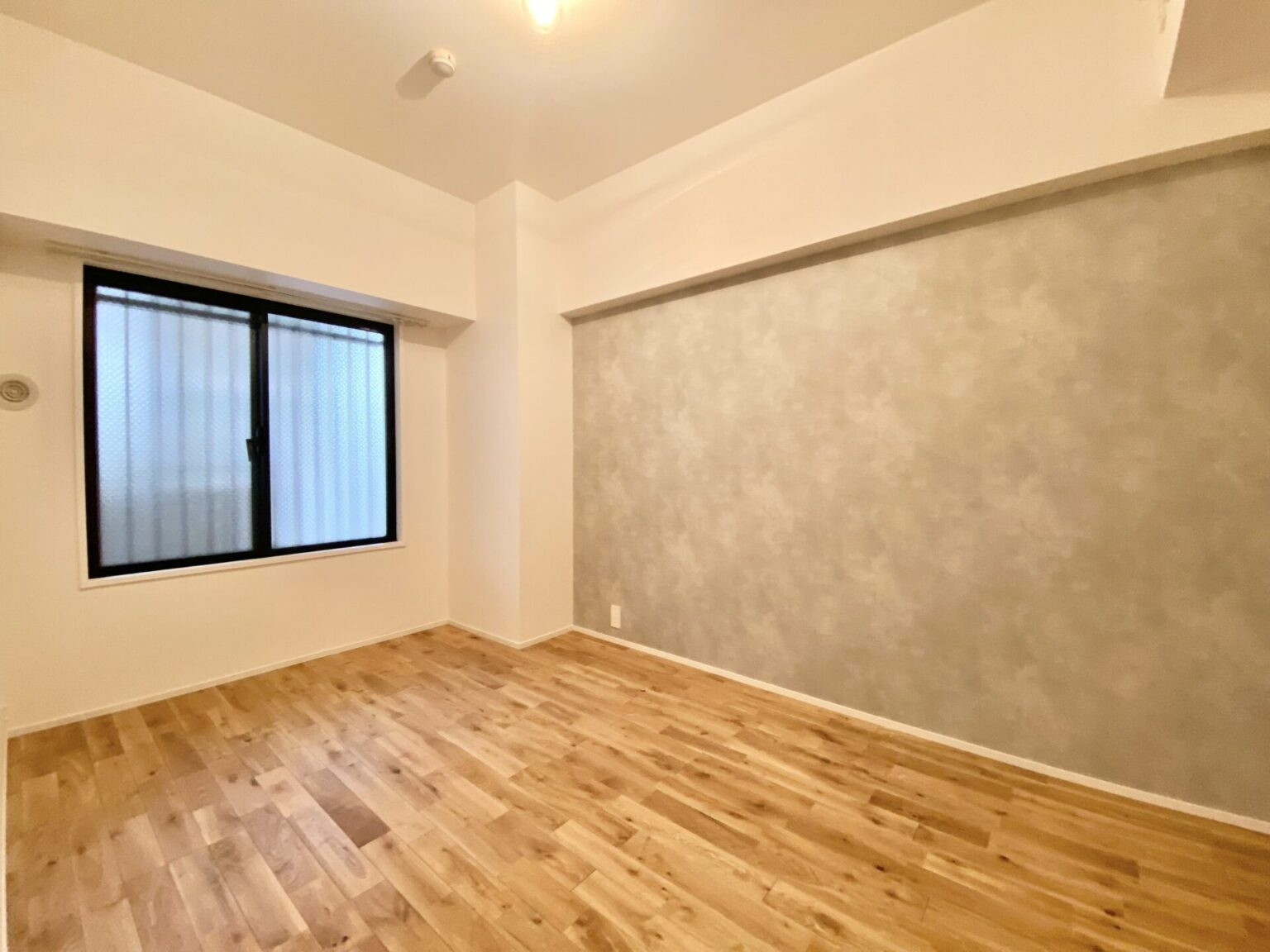 練馬区中村北1丁目　藤和ハイタウン練馬　ペット可　リノベマンションの洋室