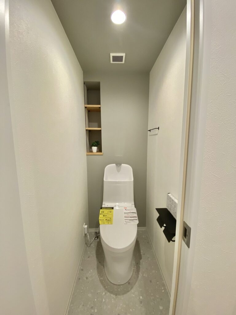 練馬区中村北1丁目　藤和ハイタウン練馬　ペット可　リノベマンションのトイレ