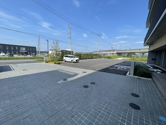 【駐車場】 | みどりのの庭