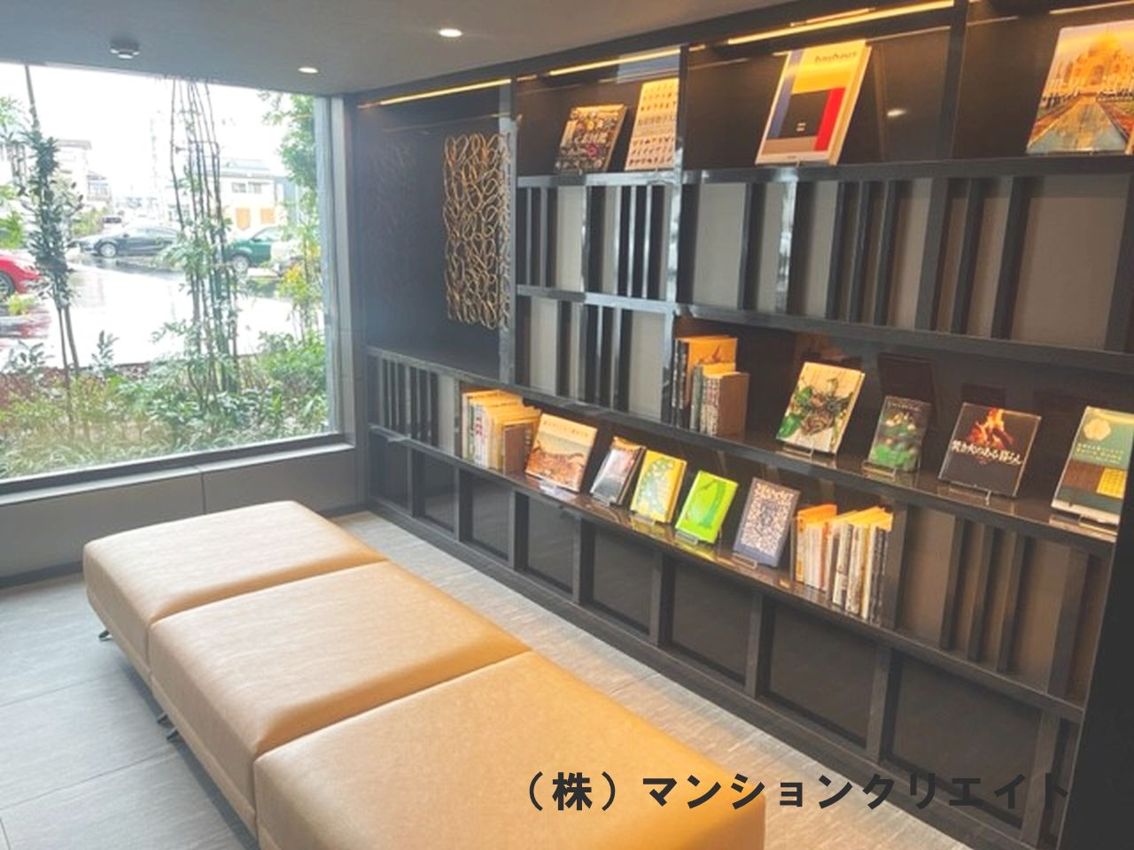 レーベン福井二の宮CROSS FRONTのロビー