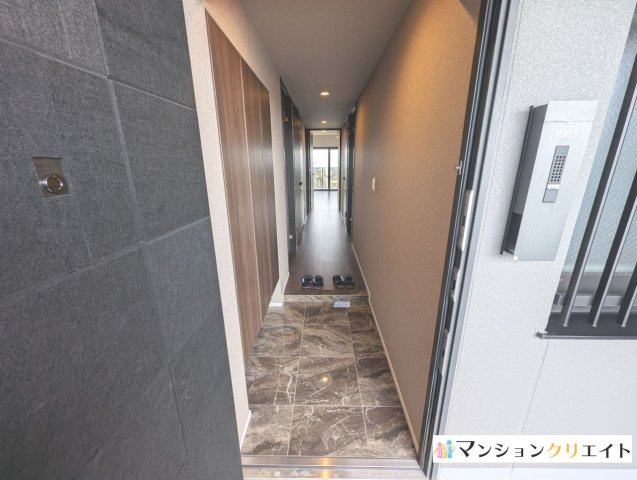 レーベン福井二の宮CROSS FRONTの外観