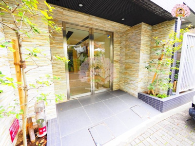 【エントランス】 | HY‘s YOKOHAMA LIGARE