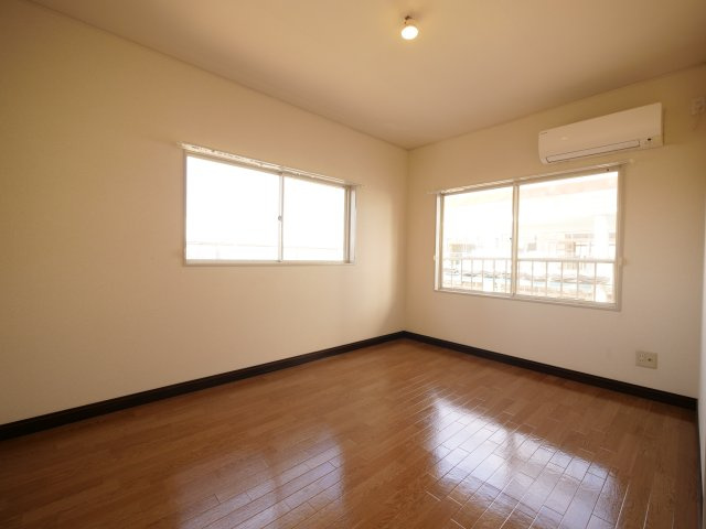 コーポジュン2の洋室|※写真は別の部屋のものです。