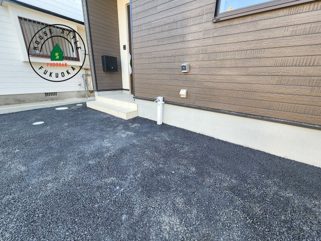 小郡市寺福童第12-2棟（2号棟）のバルコニー|将来的にウッドデッキなど施工して、素敵なバルコニースペースを活用できます。