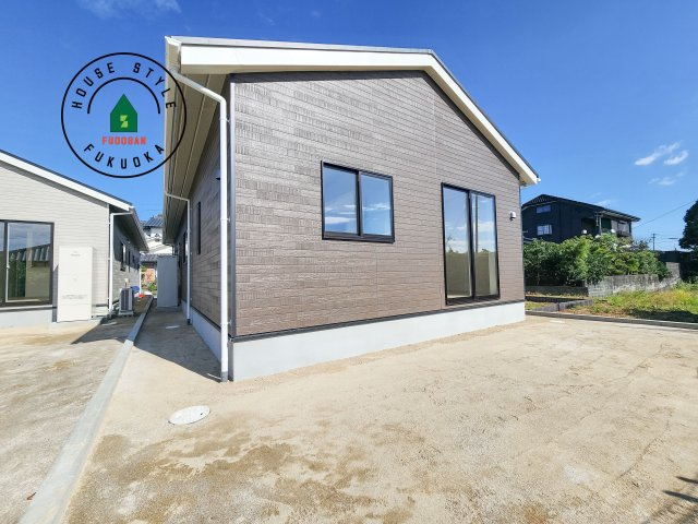 小郡市寺福童第12-2棟（2号棟）の外観|デザイン性のある外観です。