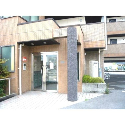 モアメゾンIIIのエントランス