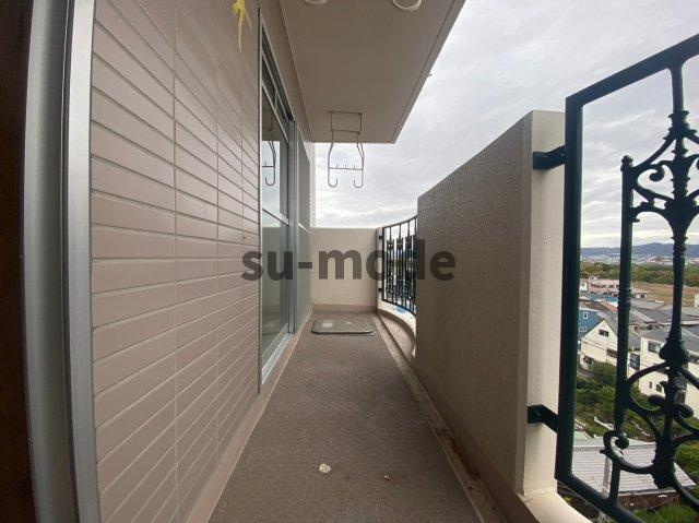 アルバ摂津のバルコニー