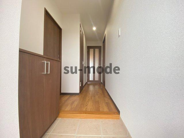 アルバ摂津の玄関