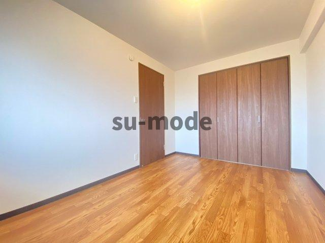 アルバ摂津の寝室