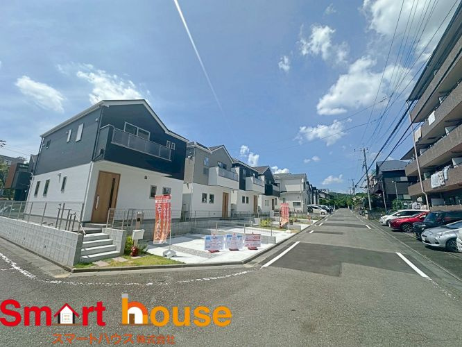 八王子市鑓水　新築４棟の前面道路含む現地写真