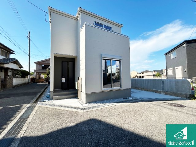 貝塚市澤　第8期　新築一戸建ての外観|お客様に長く安心して住んでいだだける事にこだわった家づくり！住んでからのアフターサービスにもしっかりと取り組んでいます！
