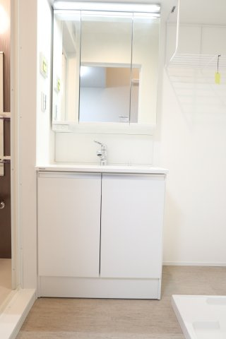 CS GARDEN田園調布の独立洗面台