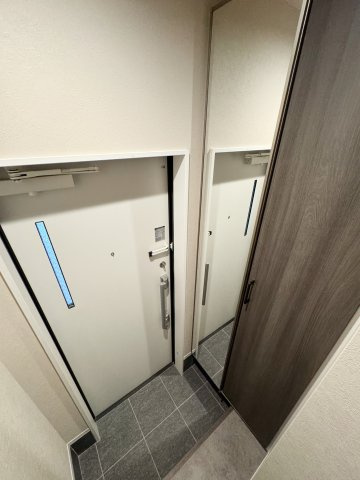 CS GARDEN田園調布の玄関