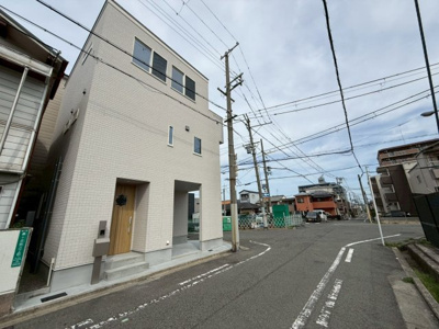 【前面道路含む現地写真】 | 浅香山小・北東角地・新築建売・堺市堺区香ヶ丘町3丁 | 前面道路含む現地写真です