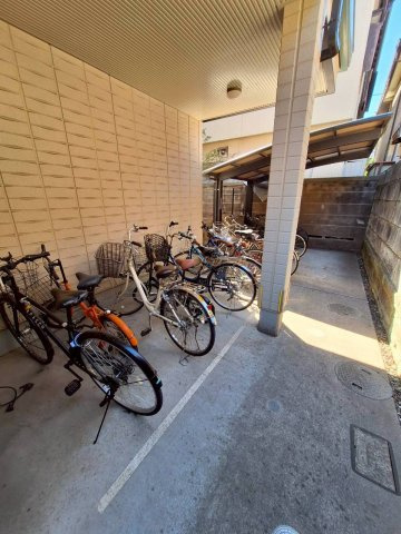 ソネ　クレール・ウエストのその他共用部分|★入居者専用の駐輪場★