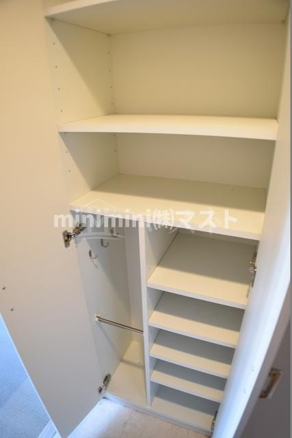 エステムコート難波サウスプレイスⅢラ・パークの収納