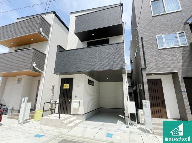 大東市三住町　新築一戸建ての外観|お客様に長く安心して住んでいだだける事にこだわった家づくり！住んでからのアフターサービスにもしっかりと取り組んでいます！