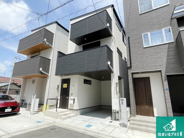 大東市三住町　新築一戸建ての外観|安心の10年保証！外観を美しく保ち、雨水で汚れを落とします！気になることがありましたら、お気軽にお問い合わせください！