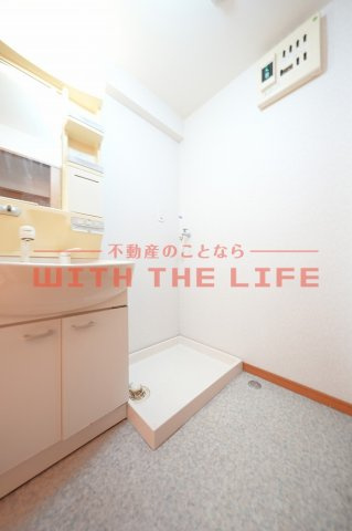 ソフィアガーデン小森野【キャッシュバック対象物件】の洗面所|広い洗面スペース