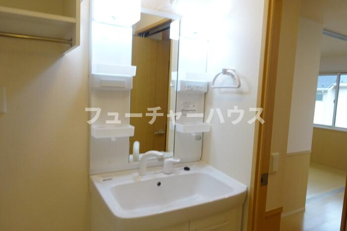 グランマーレ　Eの洗面所