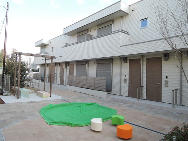 ＢＯＲＩＫＩ　杉並いぐさ北棟のその他共用部分|★中庭には砂場もあります★