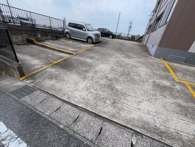 オリオン大府の駐車場