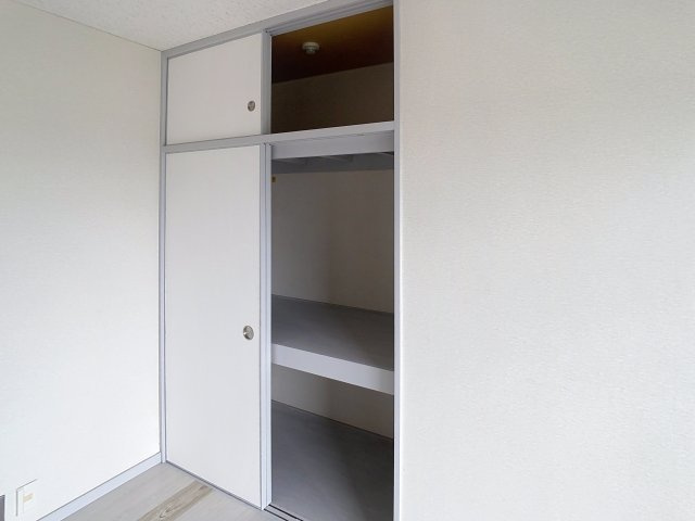 国井ビルの収納