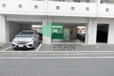 【駐車場】 | サングランテ博多駅南