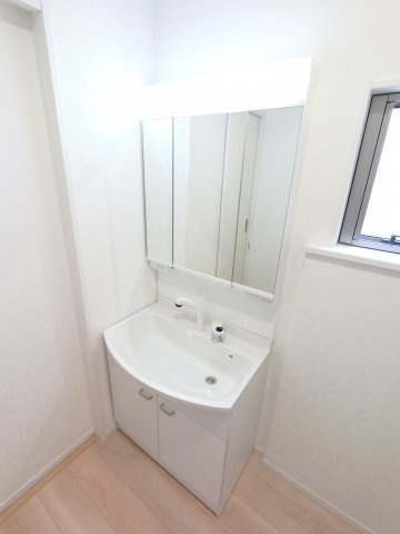 【独立洗面台】