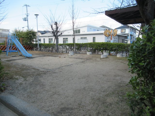 兵庫県公社　播磨城ノ宮３号棟のその他共用部分|敷地内のプレイロットです