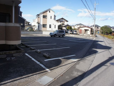 【駐車場】 | ウィステリア府所 | 駐車場1台可能です♪
