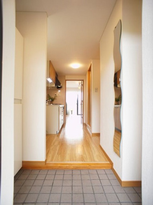 【玄関】 | ウィステリア府所 | たくさん収納できるシューズボックスが付いています♪