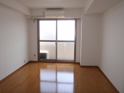 【洋室】 | インパレス小阪