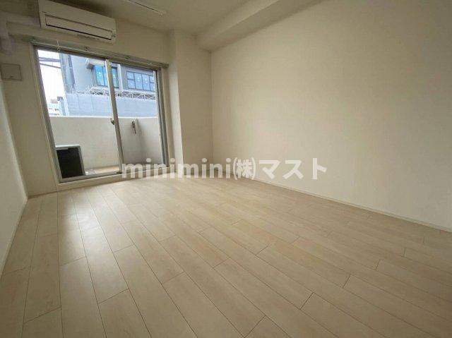 エステムコート南堀江Ⅲチュラの居間・リビング