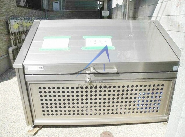 アミューズ渡田のその他共用部分|敷地内ごみ置き場です。