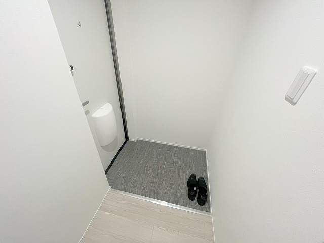 ドエル小花の玄関|収納もある玄関です