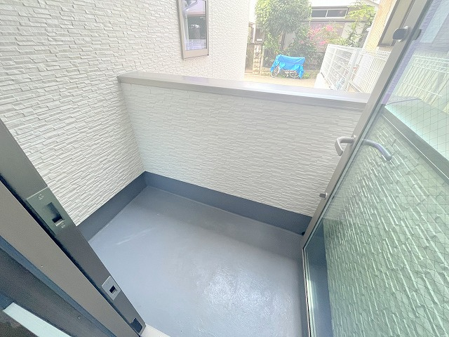 ドエル小花のバルコニー|バルコニー付きです