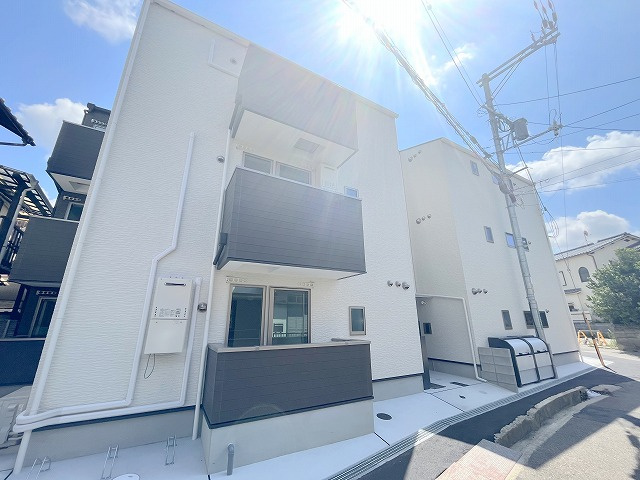 ドエル小花の外観|おしゃれな外観です