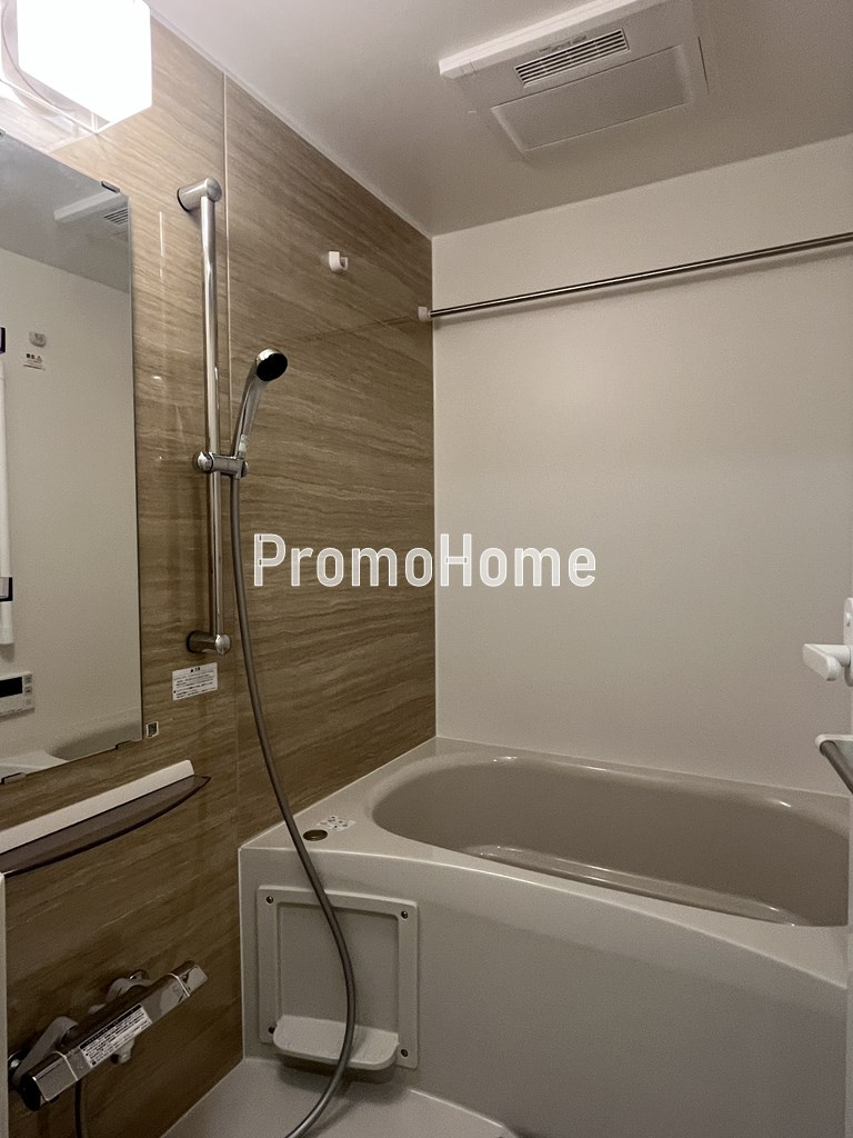 トラディス秋葉原の浴室