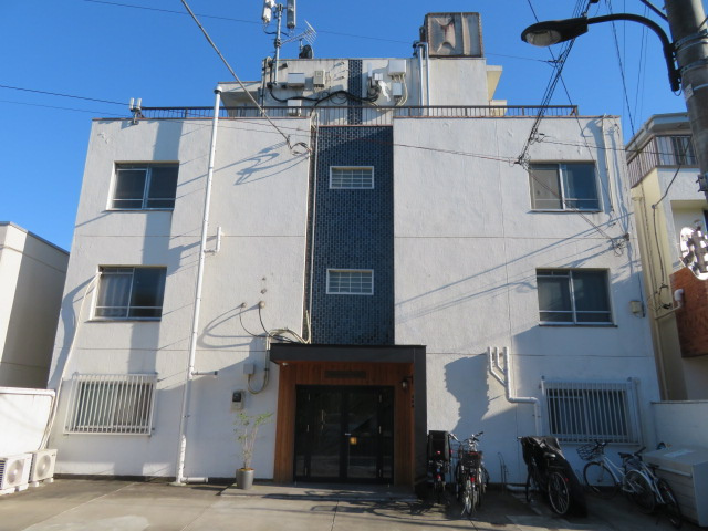 新宿区下落合３丁目の一棟マンションの外観