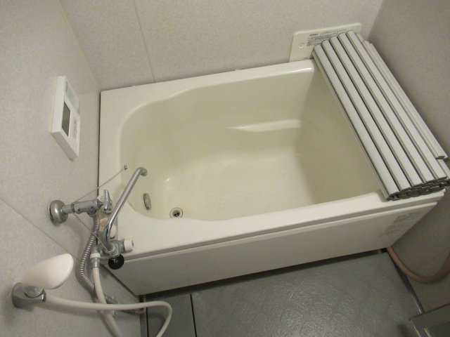 兵庫県公社　播磨城ノ宮２号棟の浴室|お風呂で日々の疲れを落としましょう